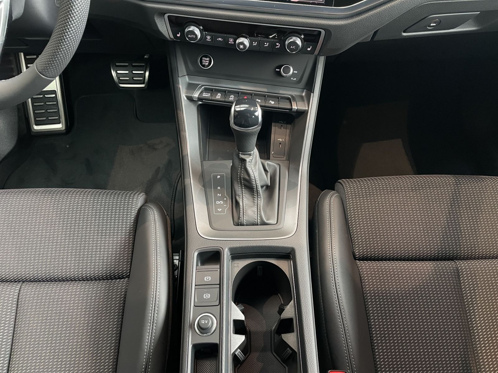 Audi - Q3 Sportback_15