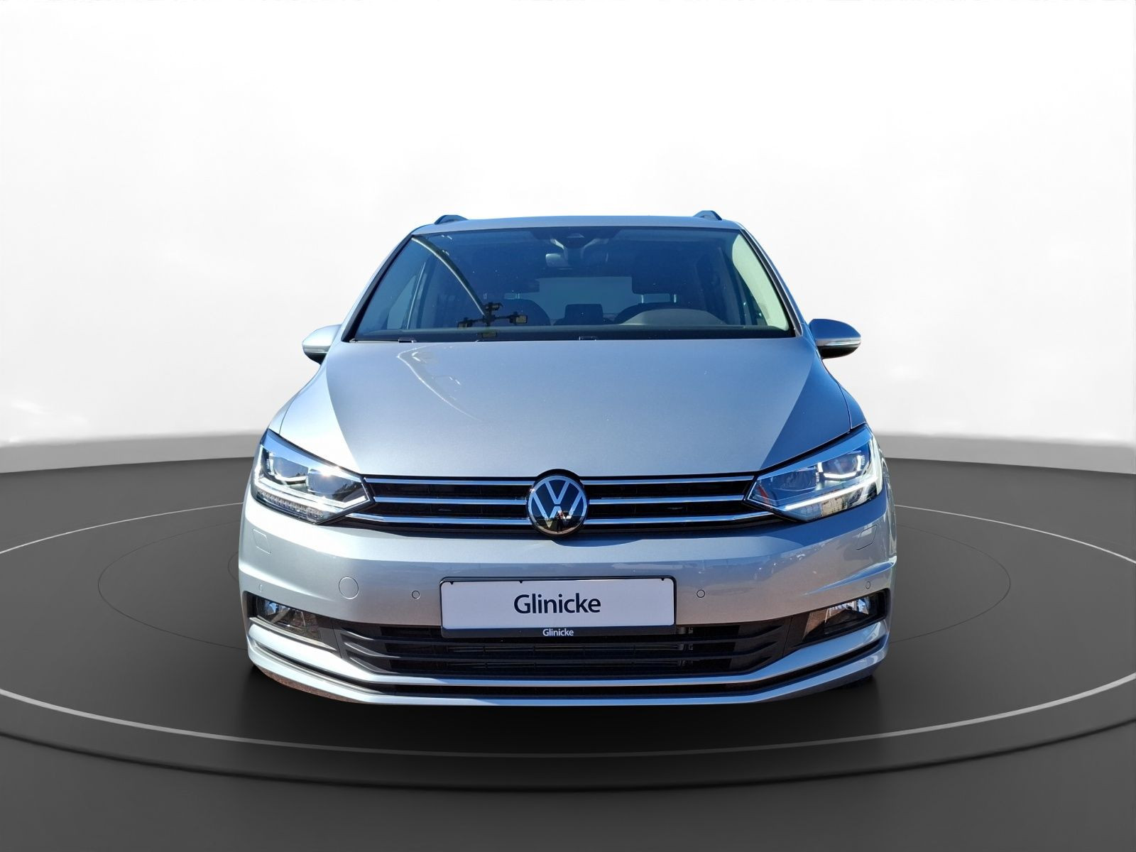 Volkswagen - Touran_14