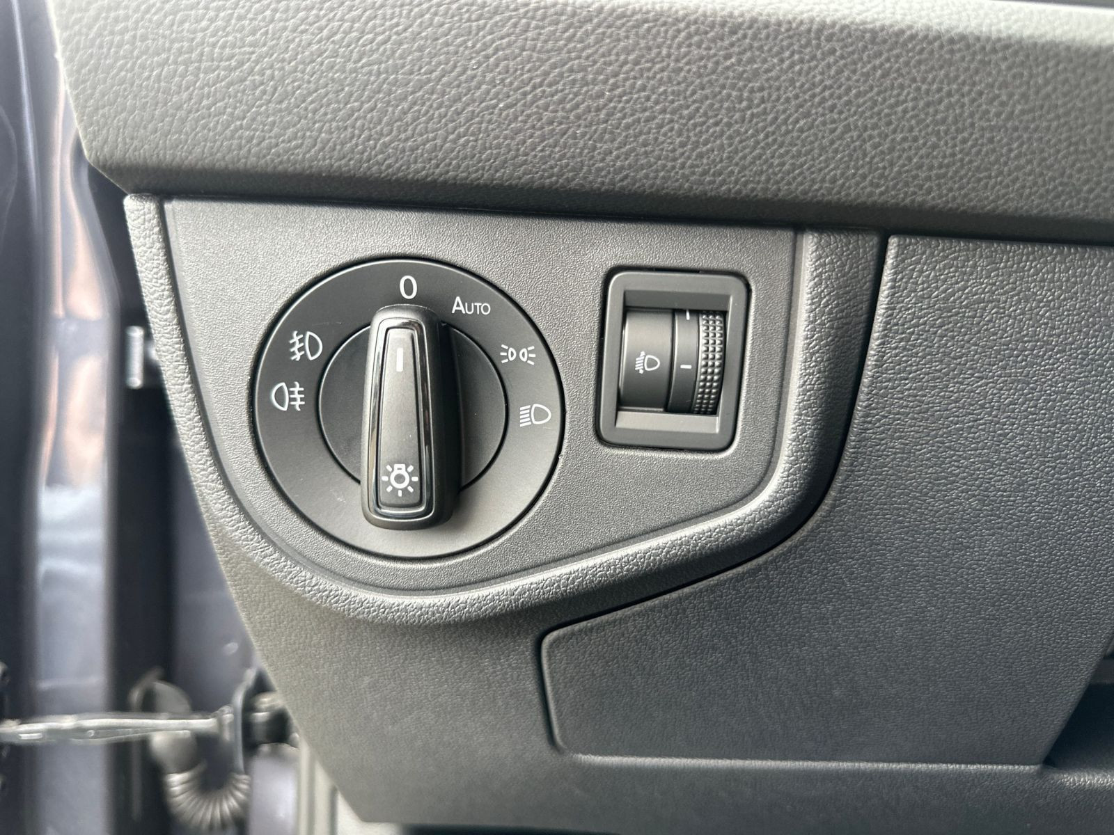 Volkswagen - Polo_15