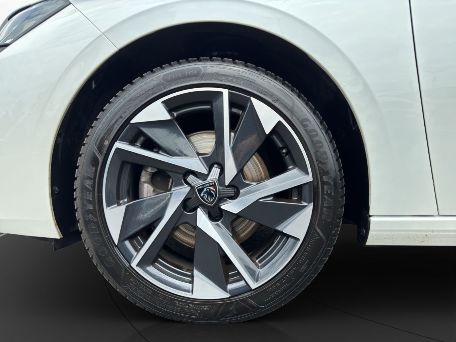 Peugeot - 308_11