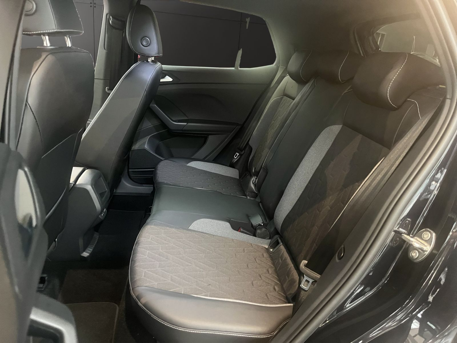 Volkswagen - T-Cross_8