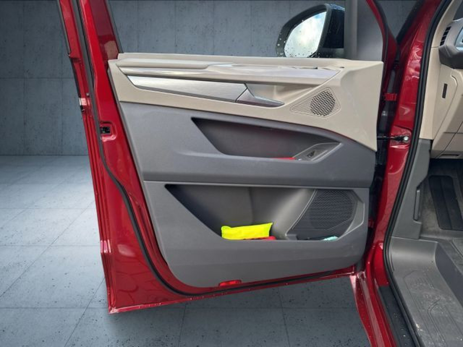 Volkswagen - Multivan_19
