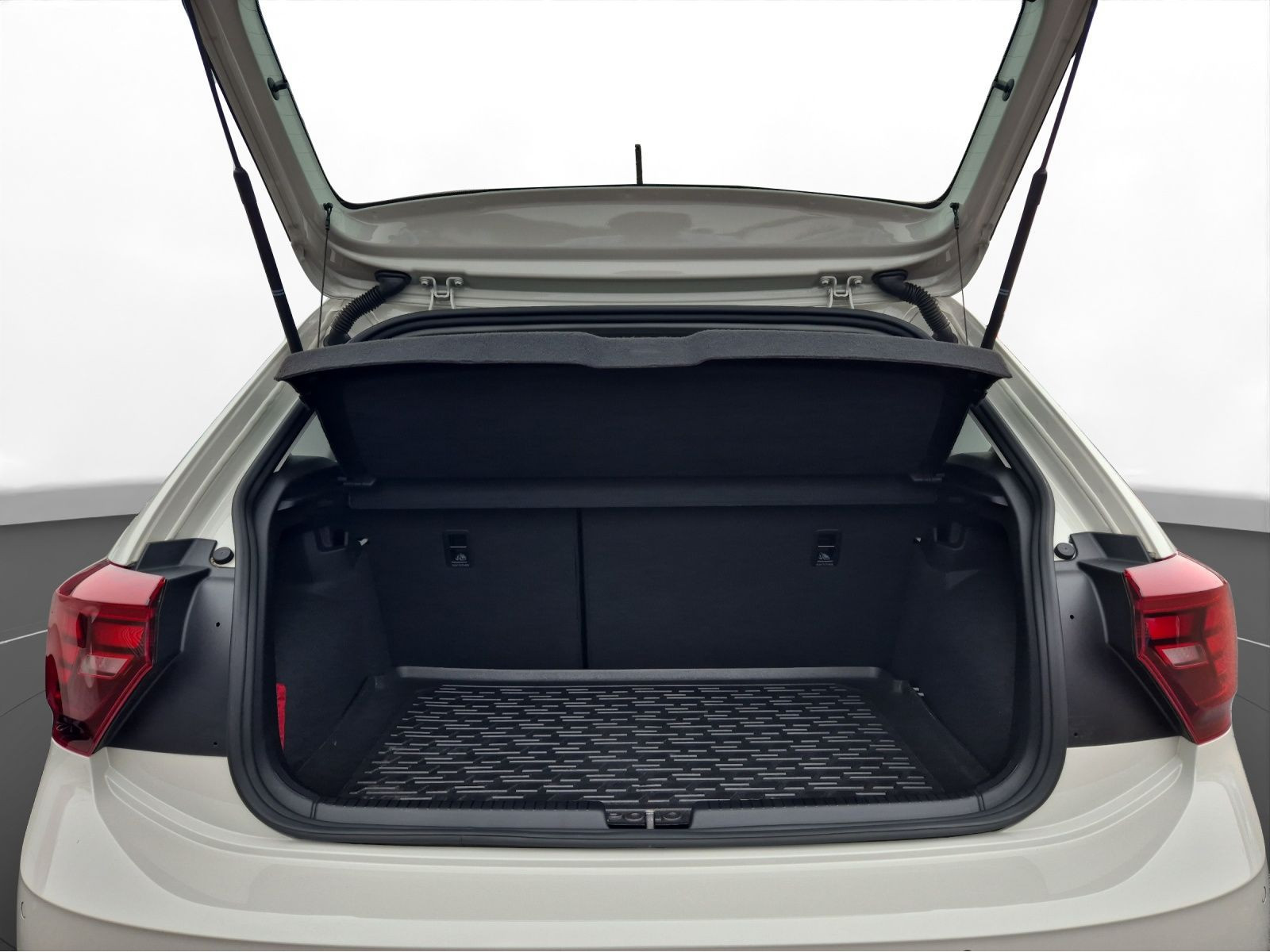Volkswagen - Polo_8