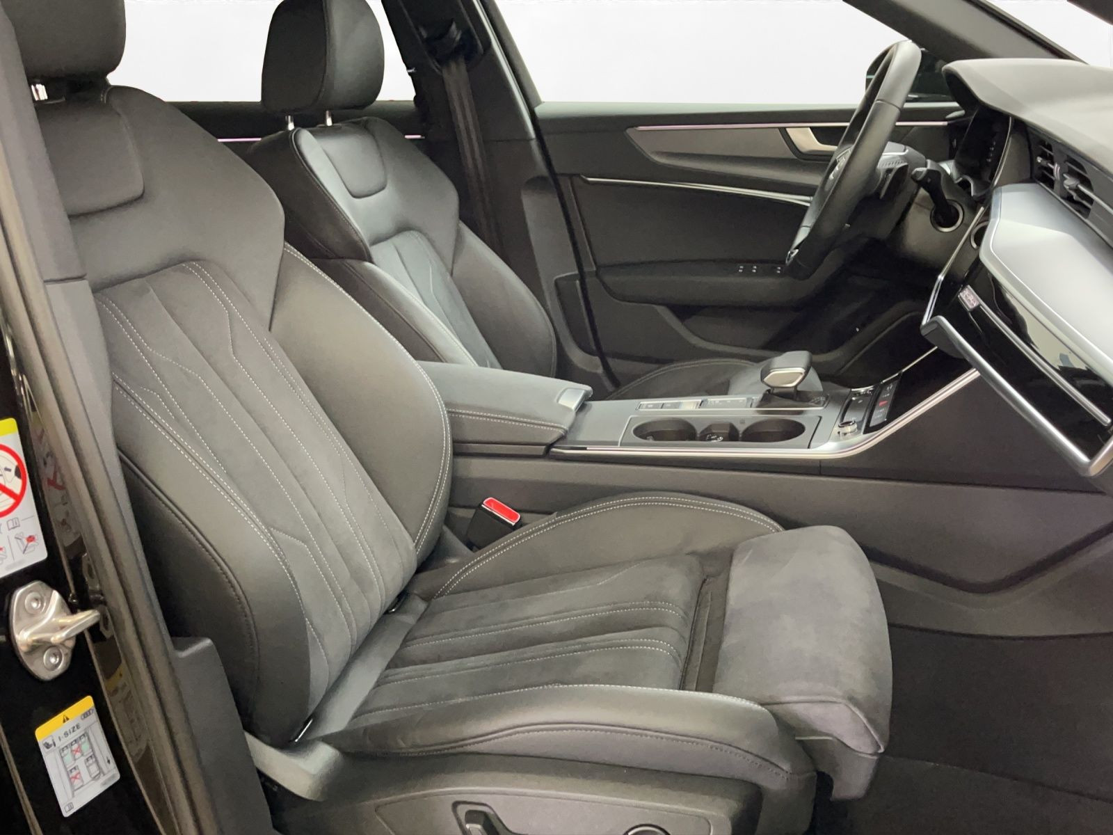 Audi - A6 Avant_14