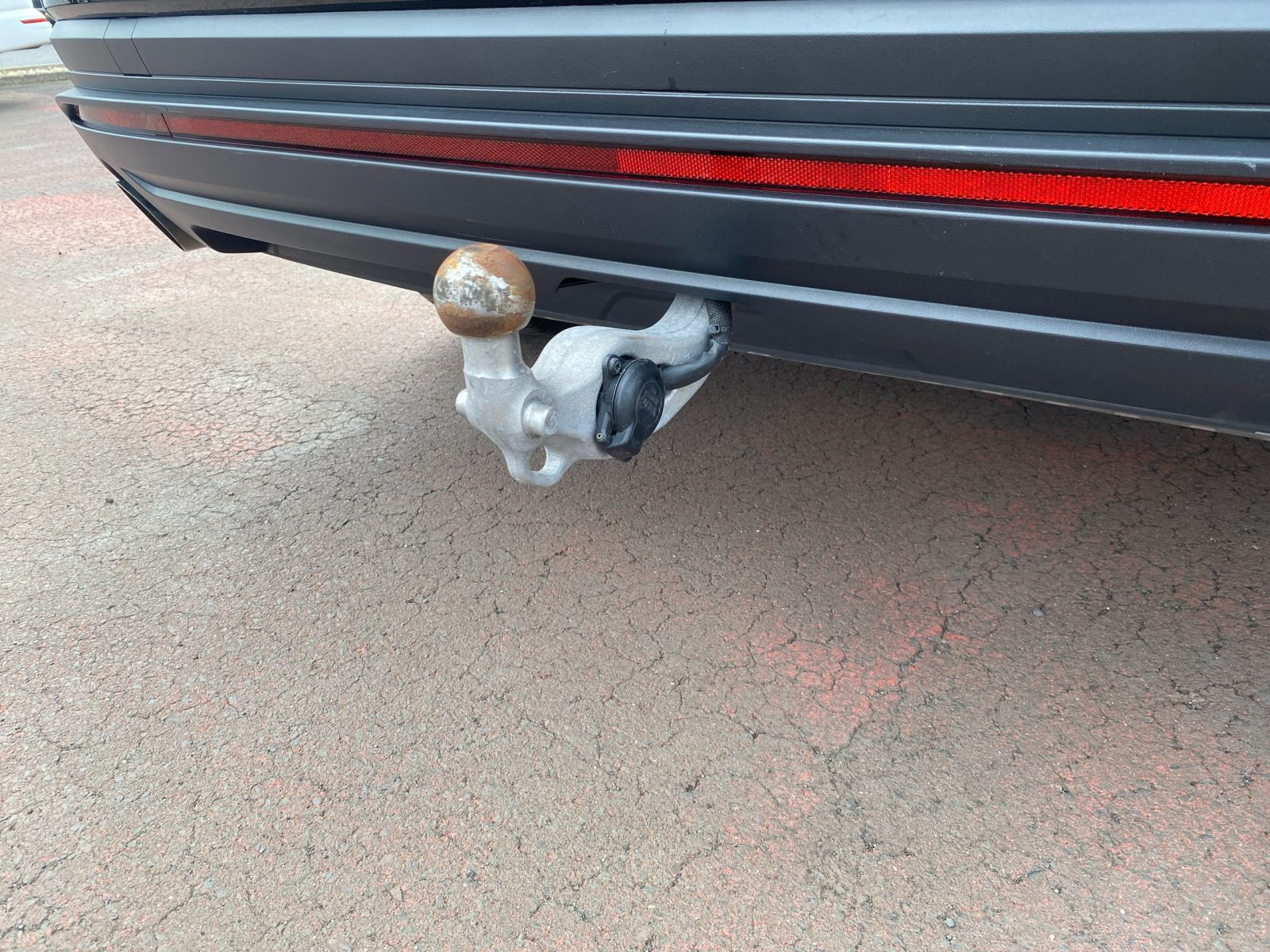 Volkswagen - Touareg_16