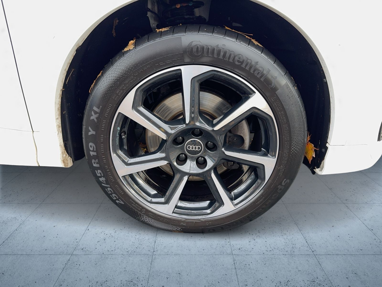 Audi - Q3_7