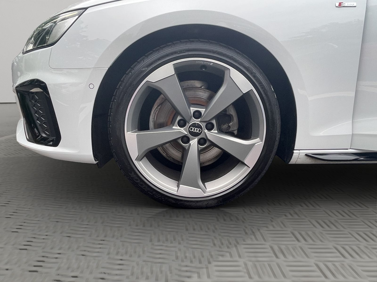 Audi - A4 Avant_21