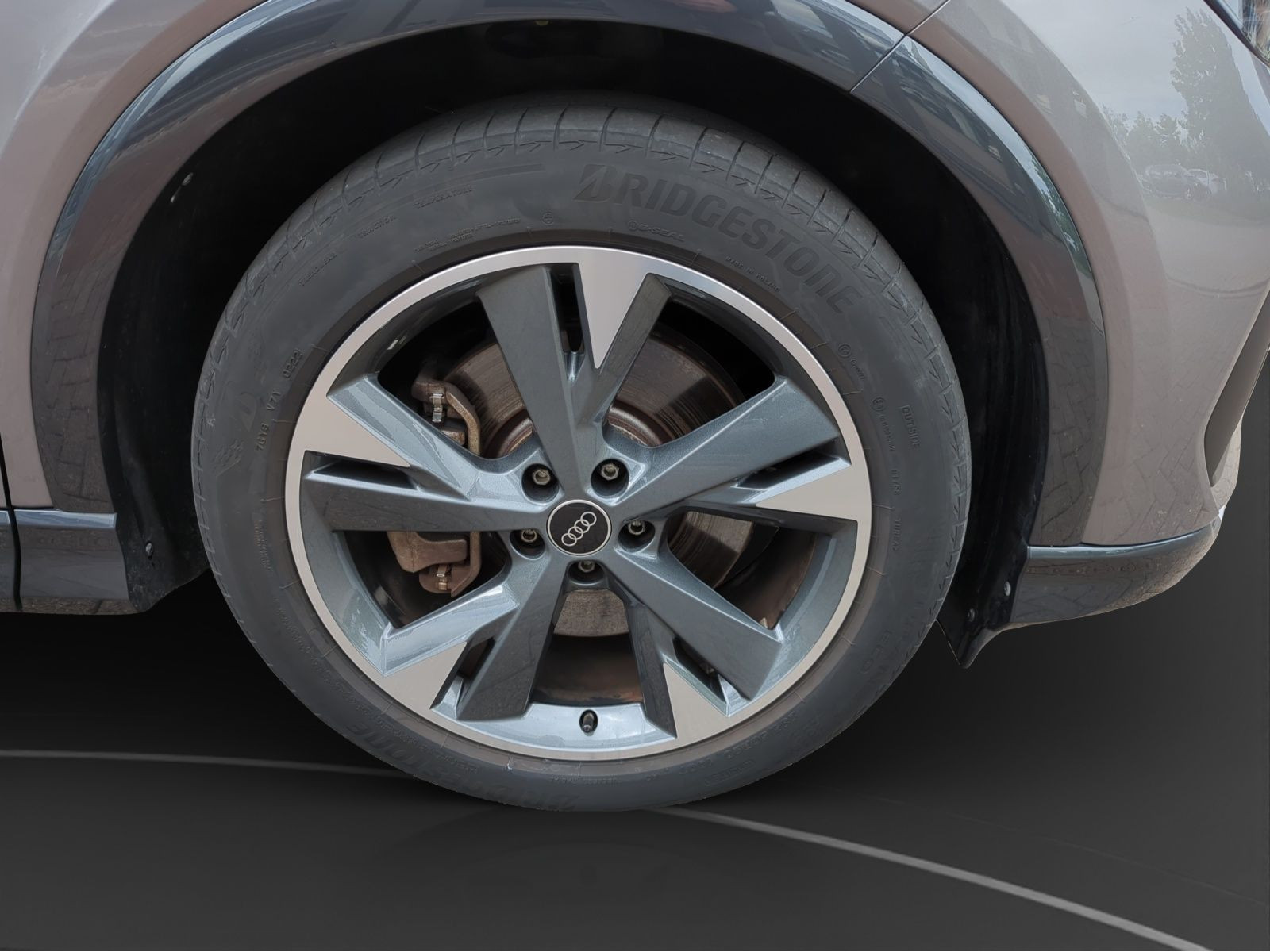 Audi - Q4 Sportback e-tron_13