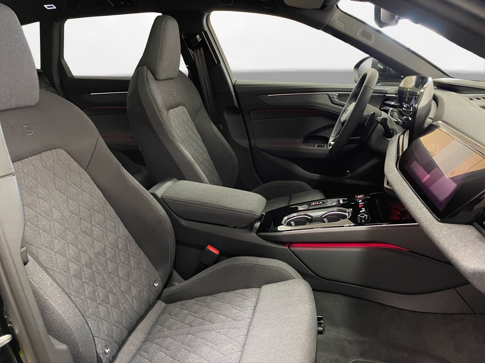 Audi - A6 Avant_23