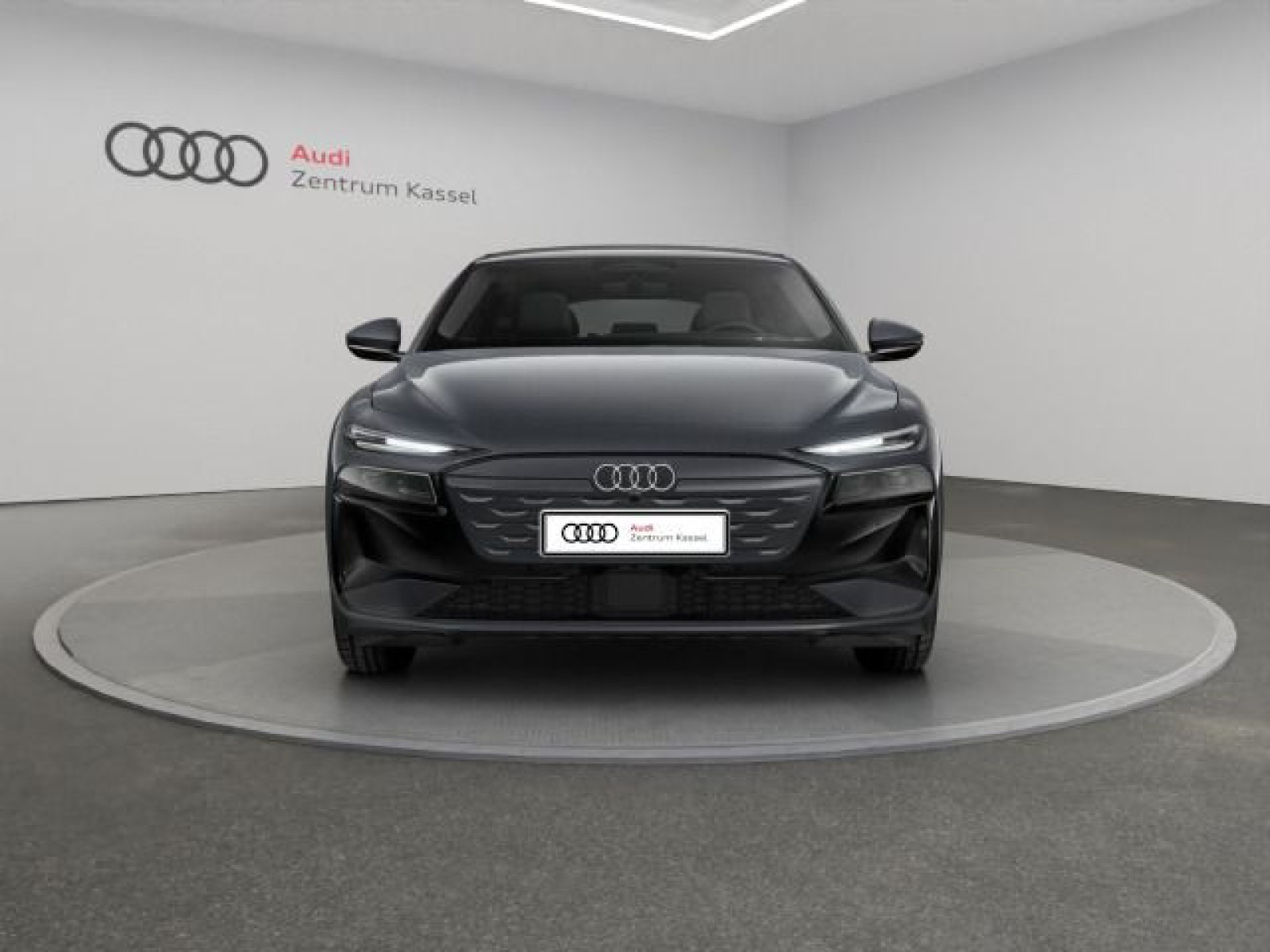 Audi - A6 Avant e-tron_7