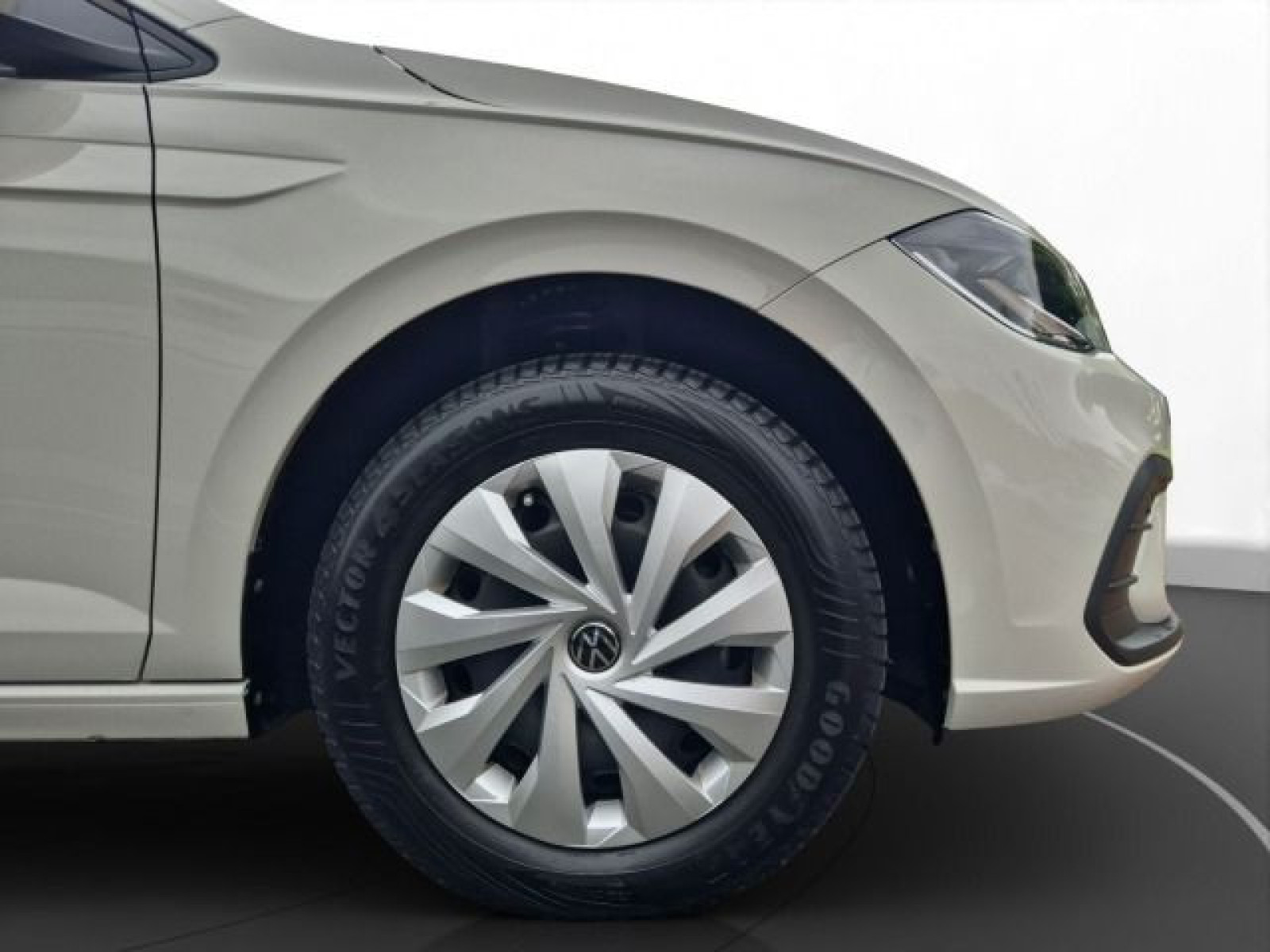Volkswagen - Polo_13 Volkswagen - Polo_13