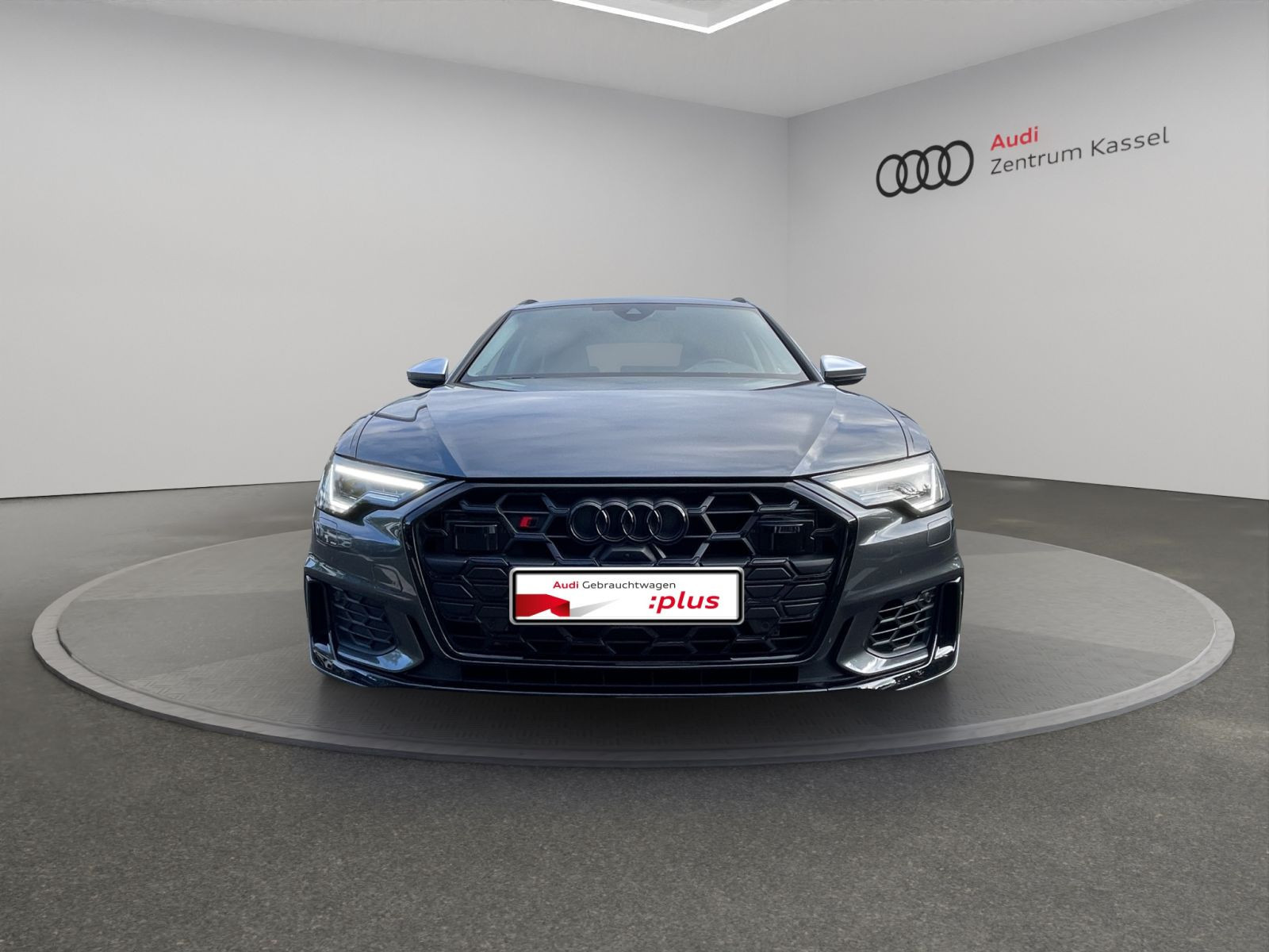 Audi - S6 Avant_10