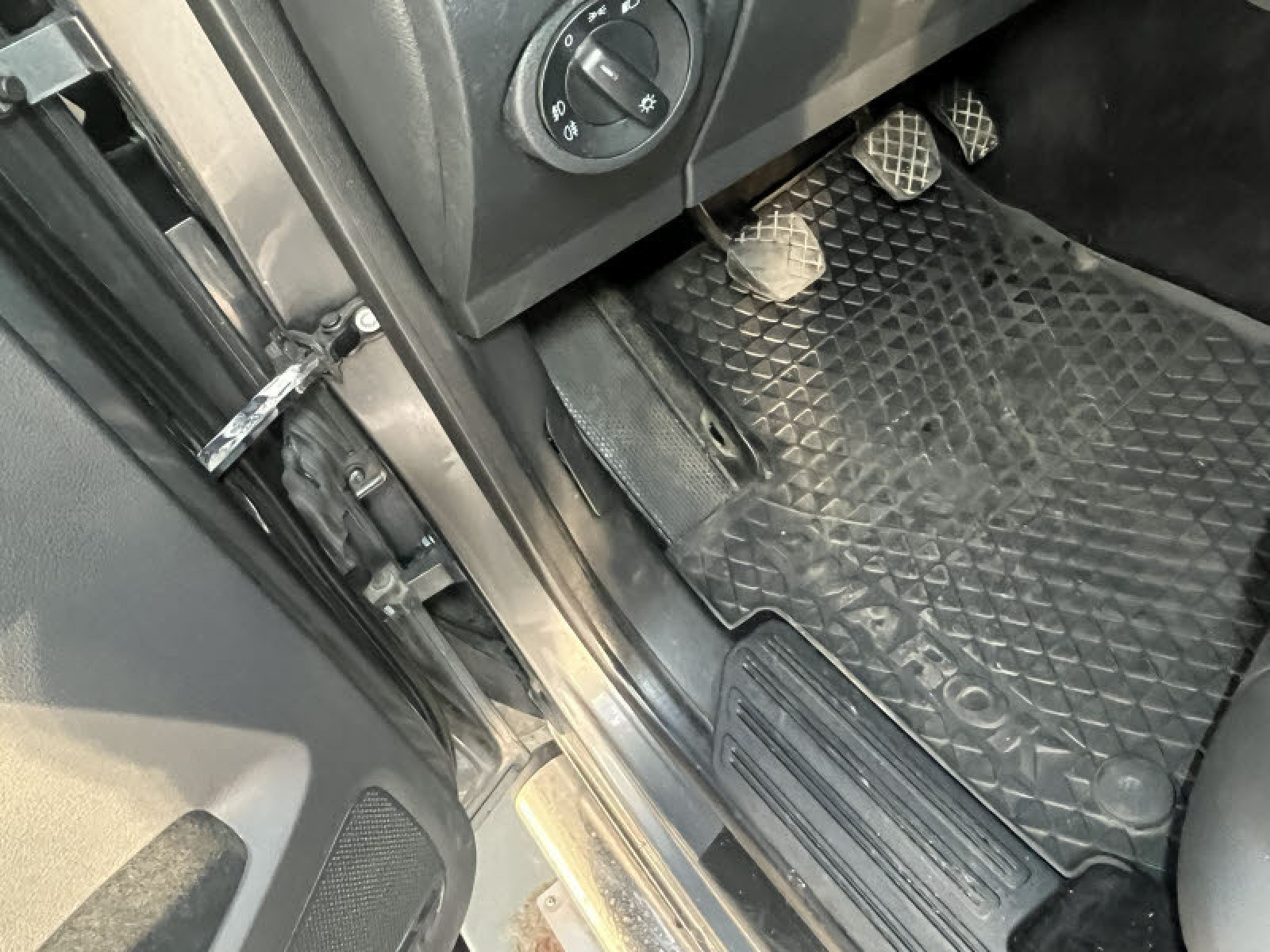 Volkswagen - Amarok_17