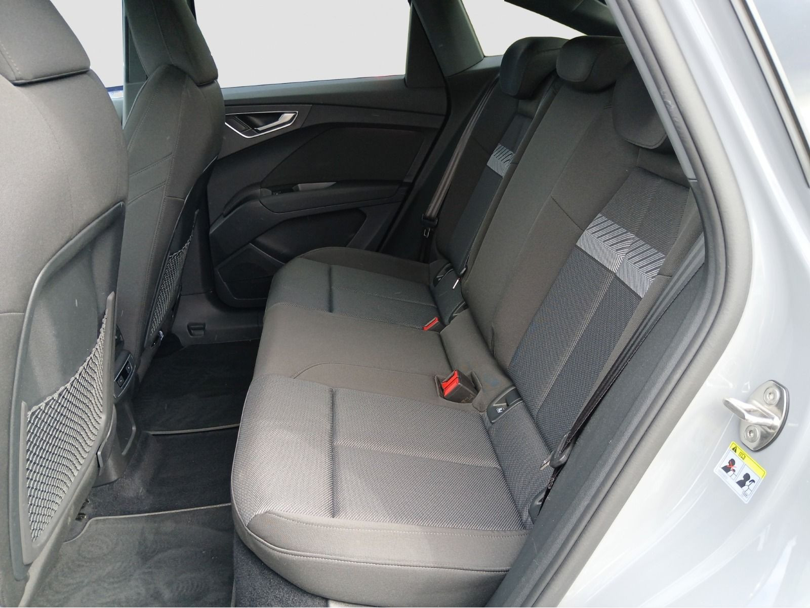 Audi - Q4 Sportback e-tron_12