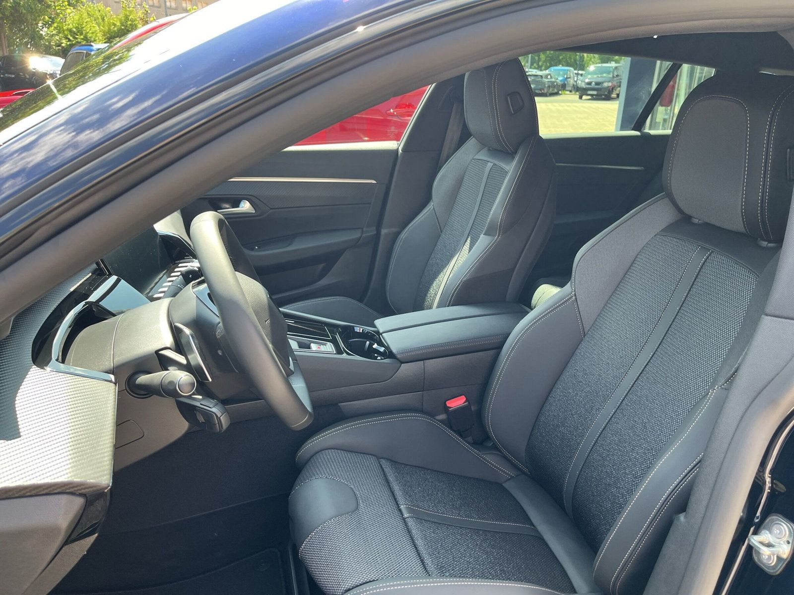 Peugeot - 508_8