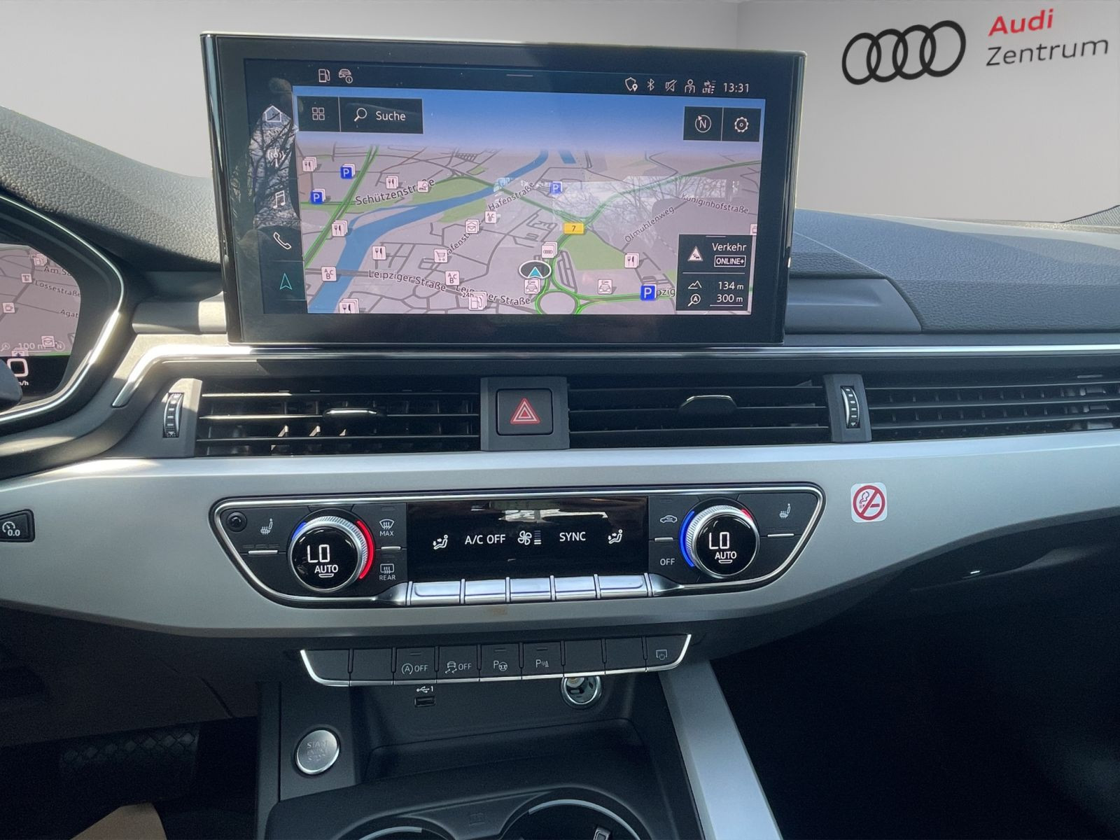Audi - A4 Limousine_14