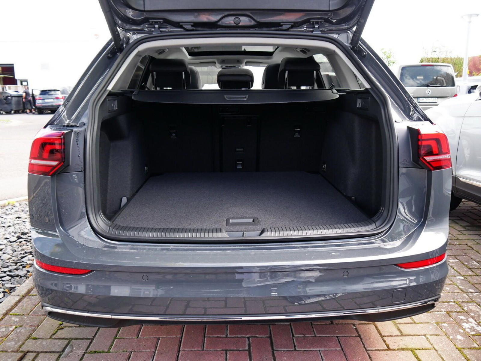 Volkswagen - Golf Variant_10