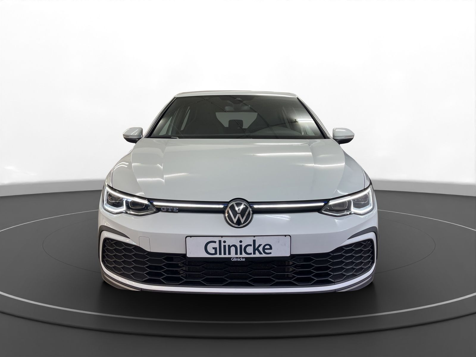 Volkswagen - Golf_4