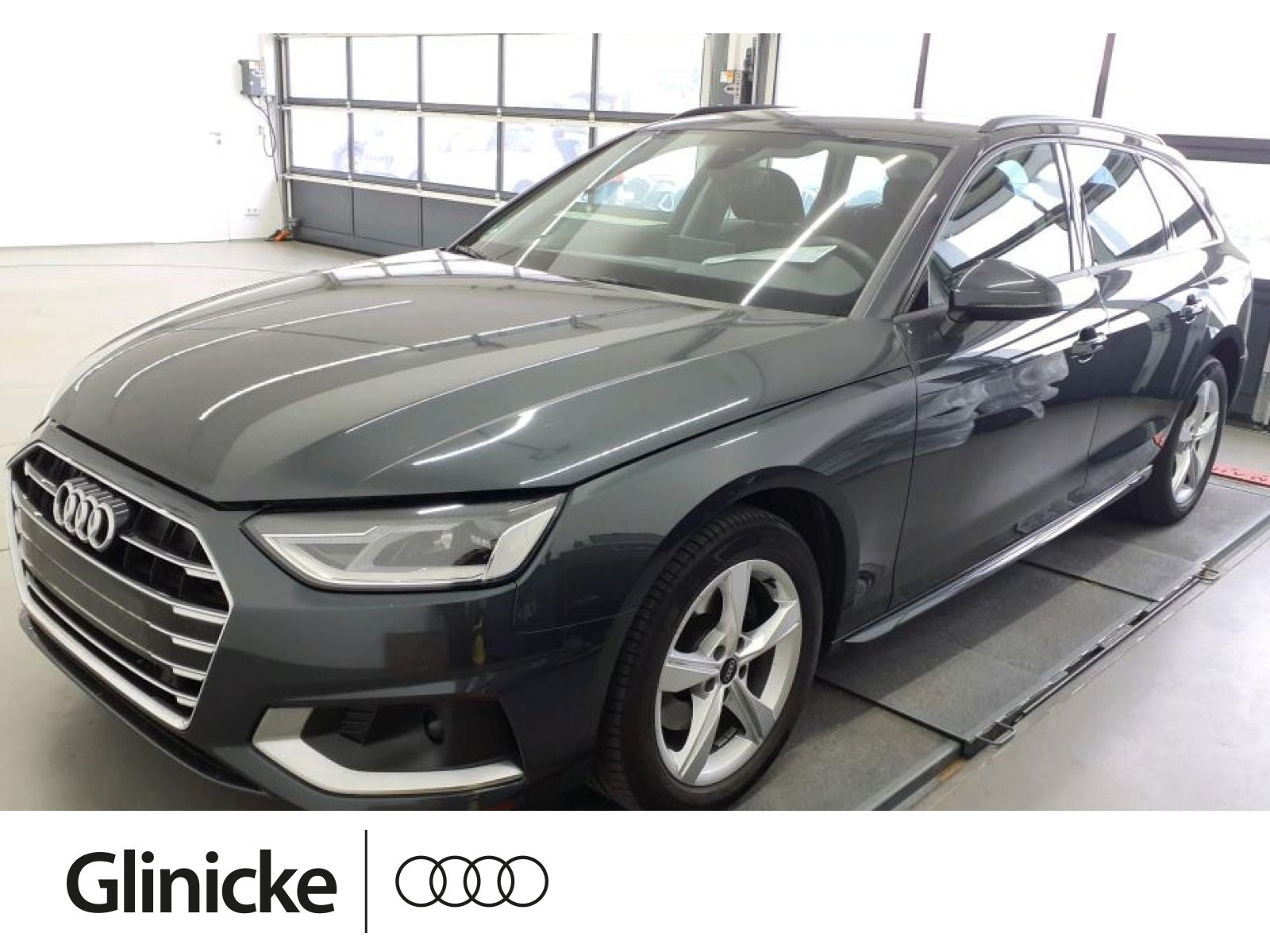 Audi - A4 Avant_1