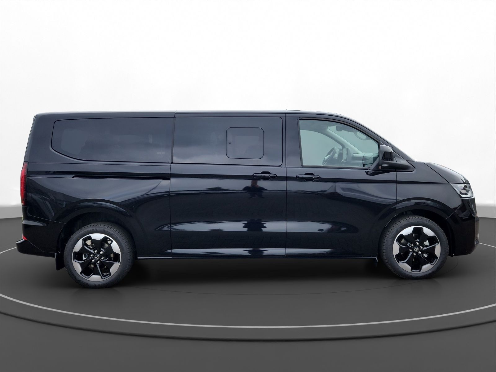 Volkswagen - Caravelle_7