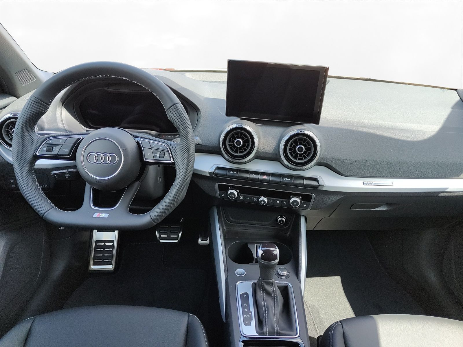 Audi - Q2_7