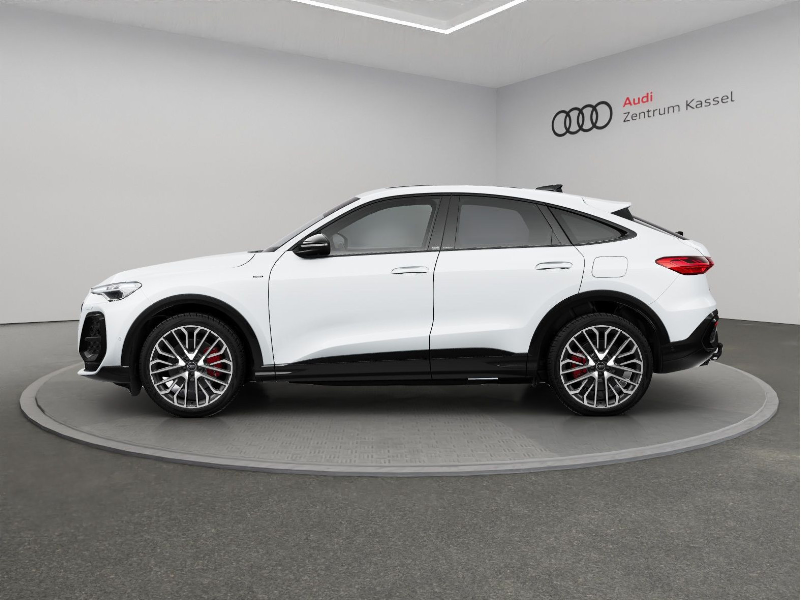 Audi - Q5_4