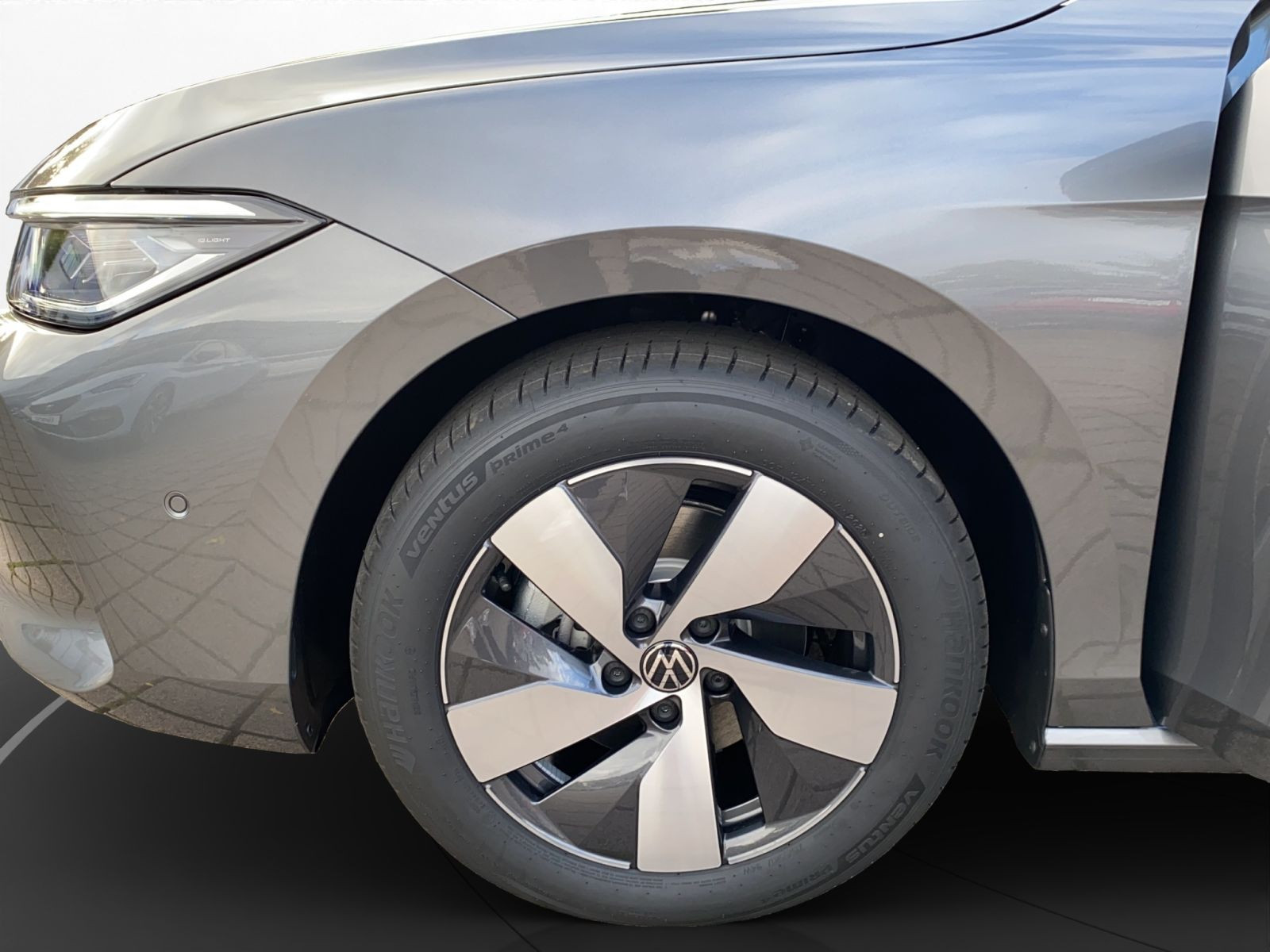 Volkswagen - Passat Variant_24