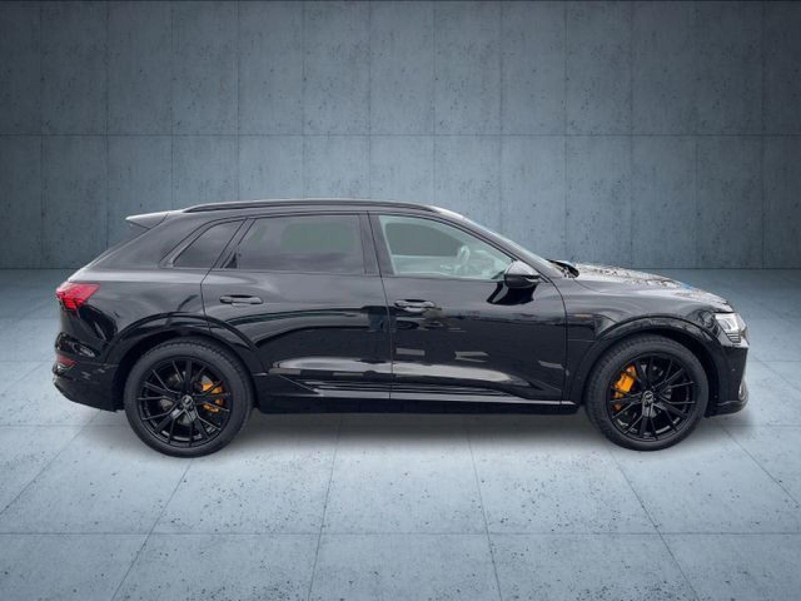 Audi - e-tron_8