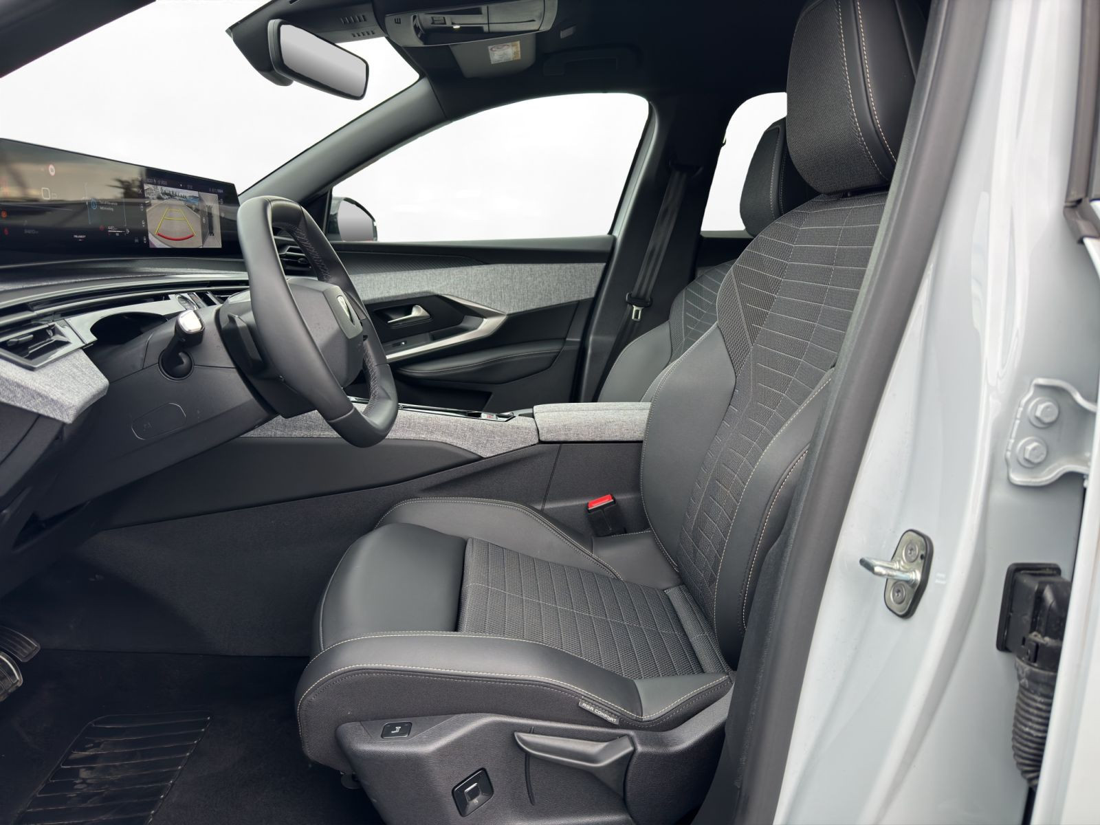 Peugeot - 3008_11