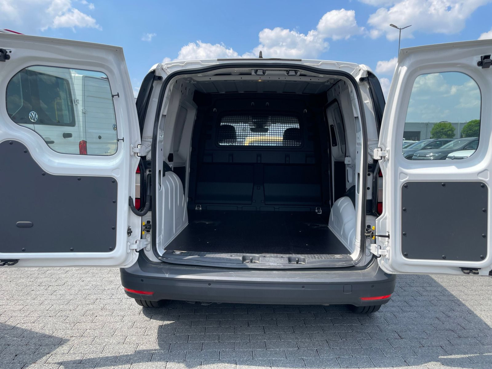 Volkswagen - Caddy Cargo_4
