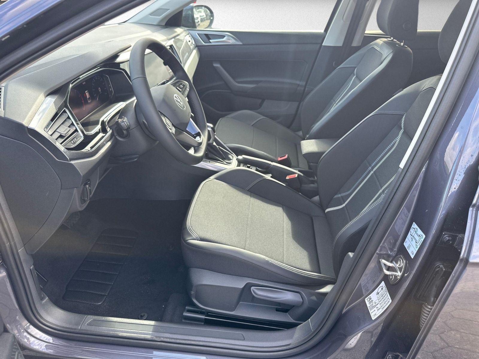 Volkswagen - Taigo_10