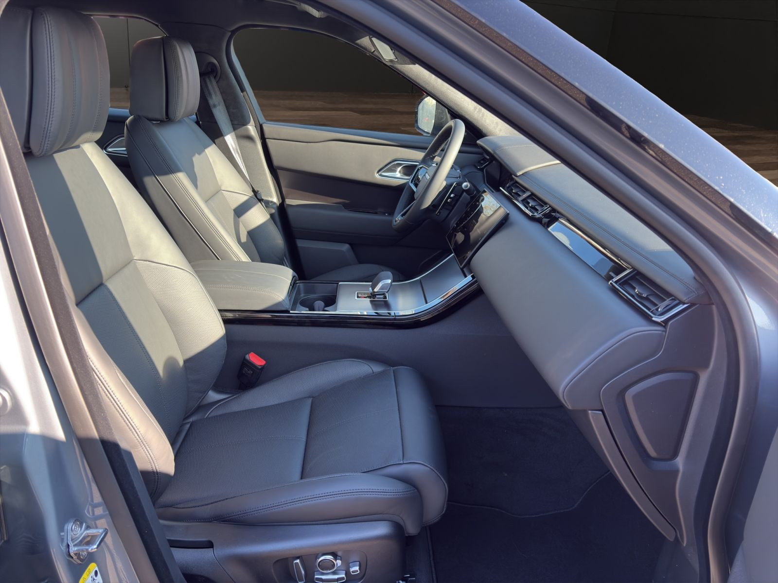 Land Rover - Range Rover Velar_7