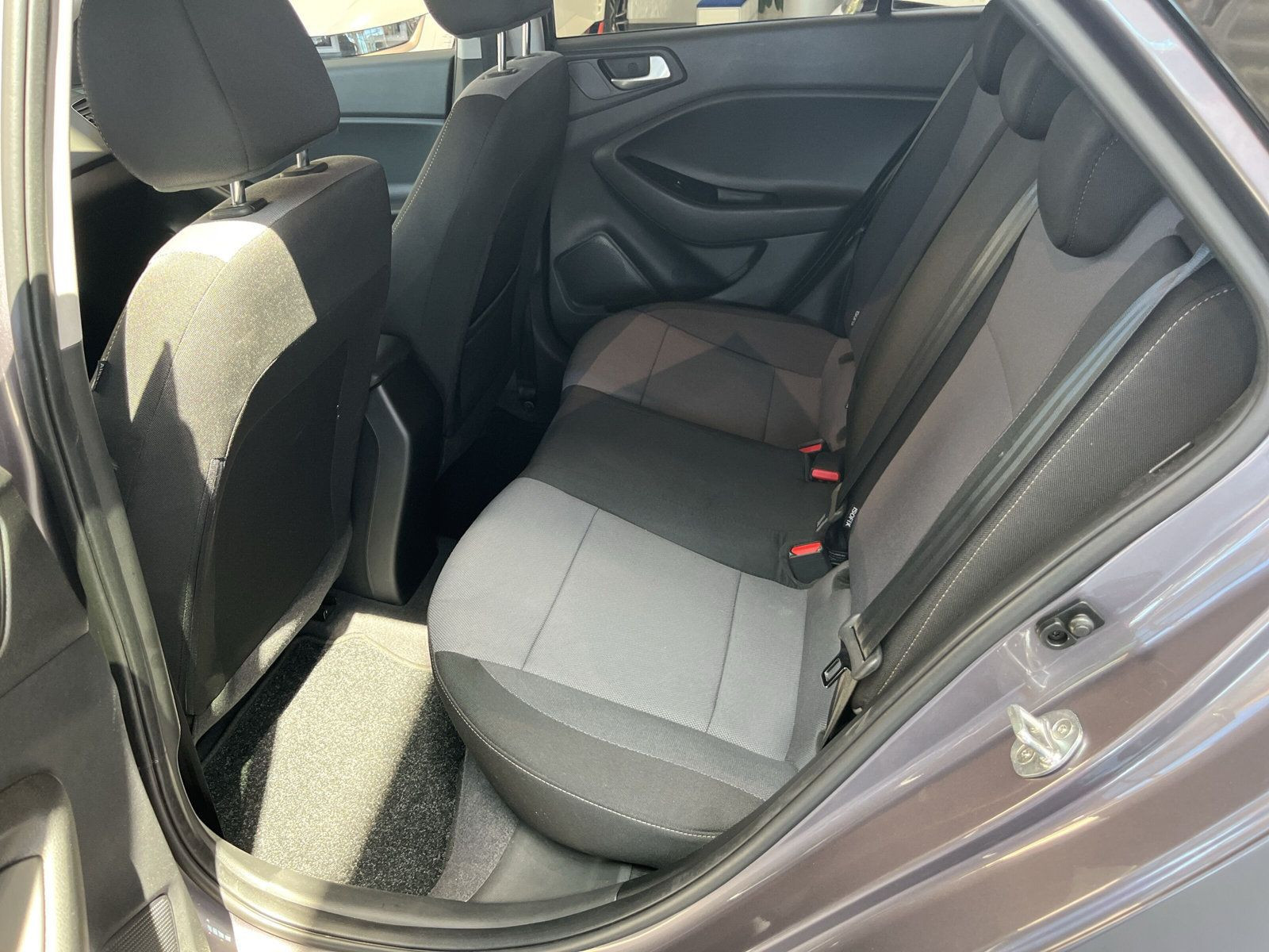 Hyundai - i20_9