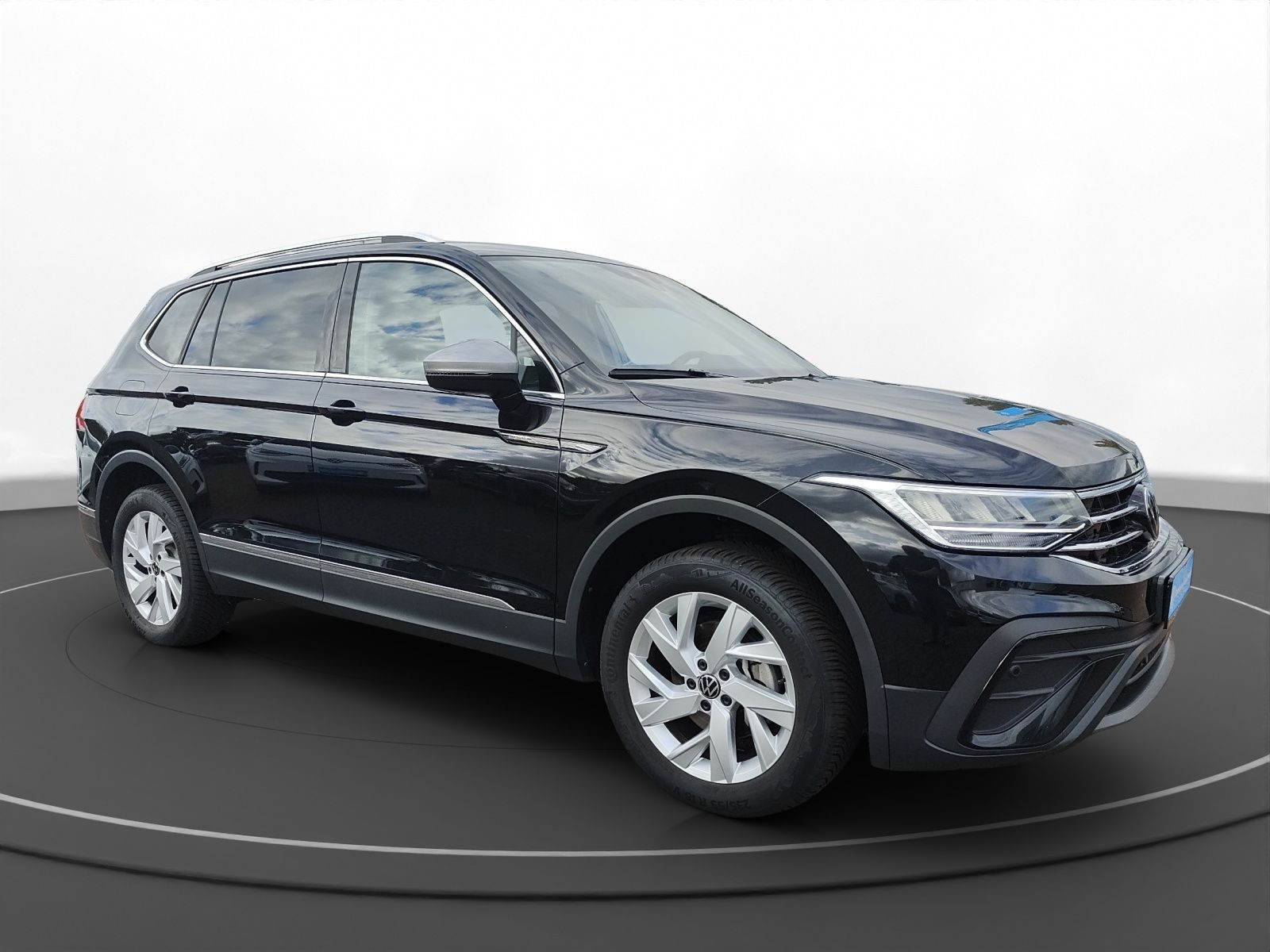 Volkswagen - Tiguan Allspace_16