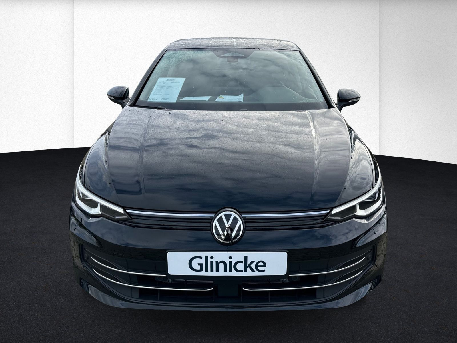 Volkswagen - Golf_5