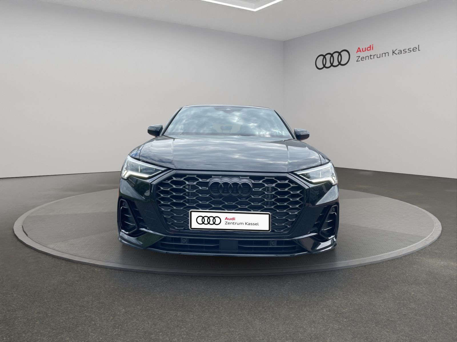 Audi - Q3 Sportback_10