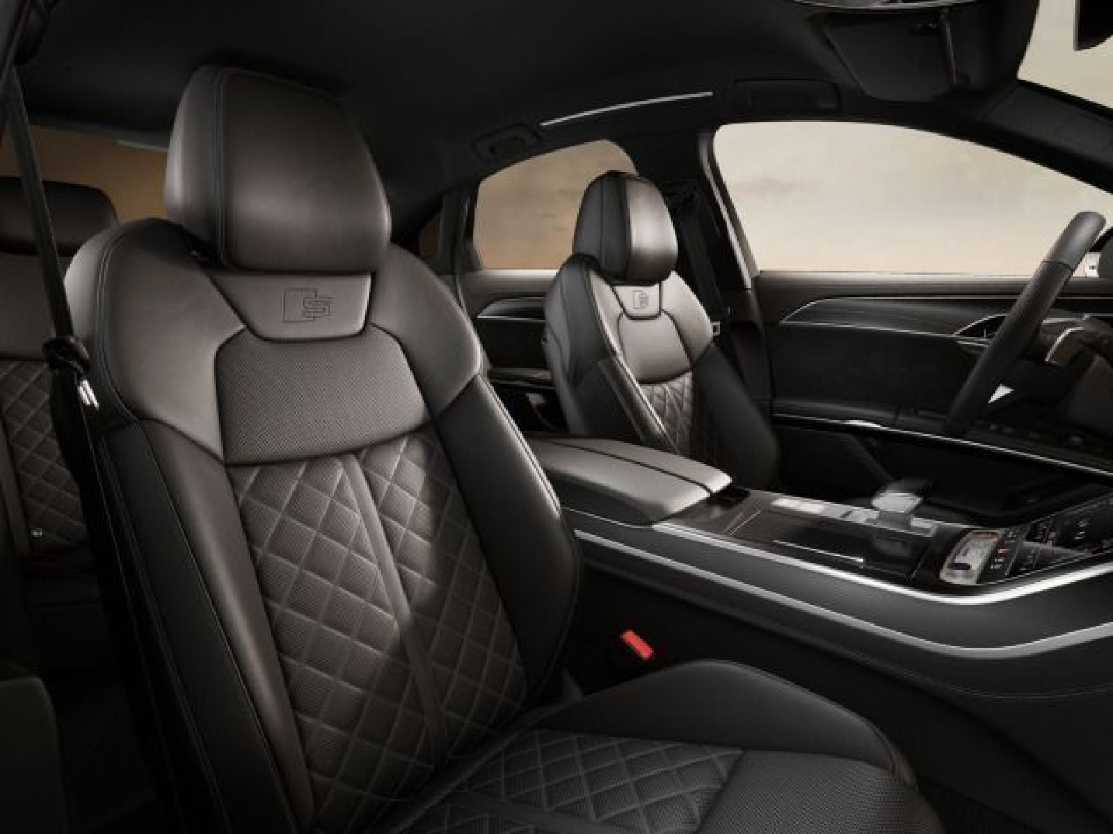 Audi - S8_9