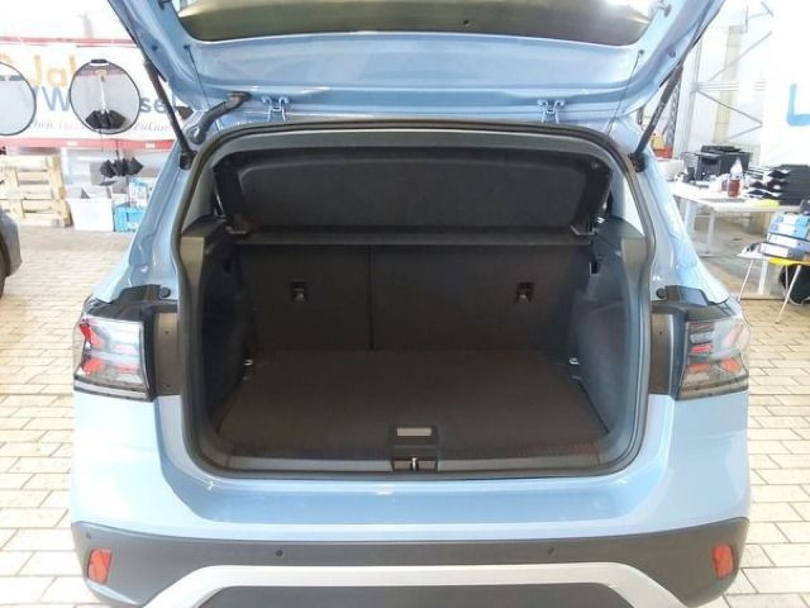 Volkswagen - T-Cross_11