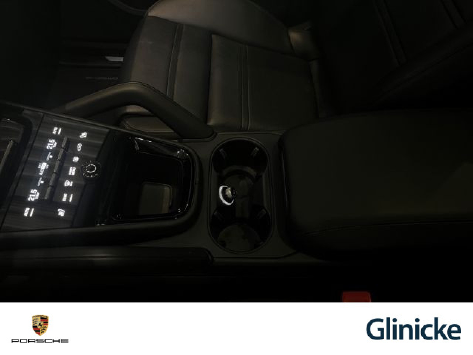 Porsche - Cayenne_25