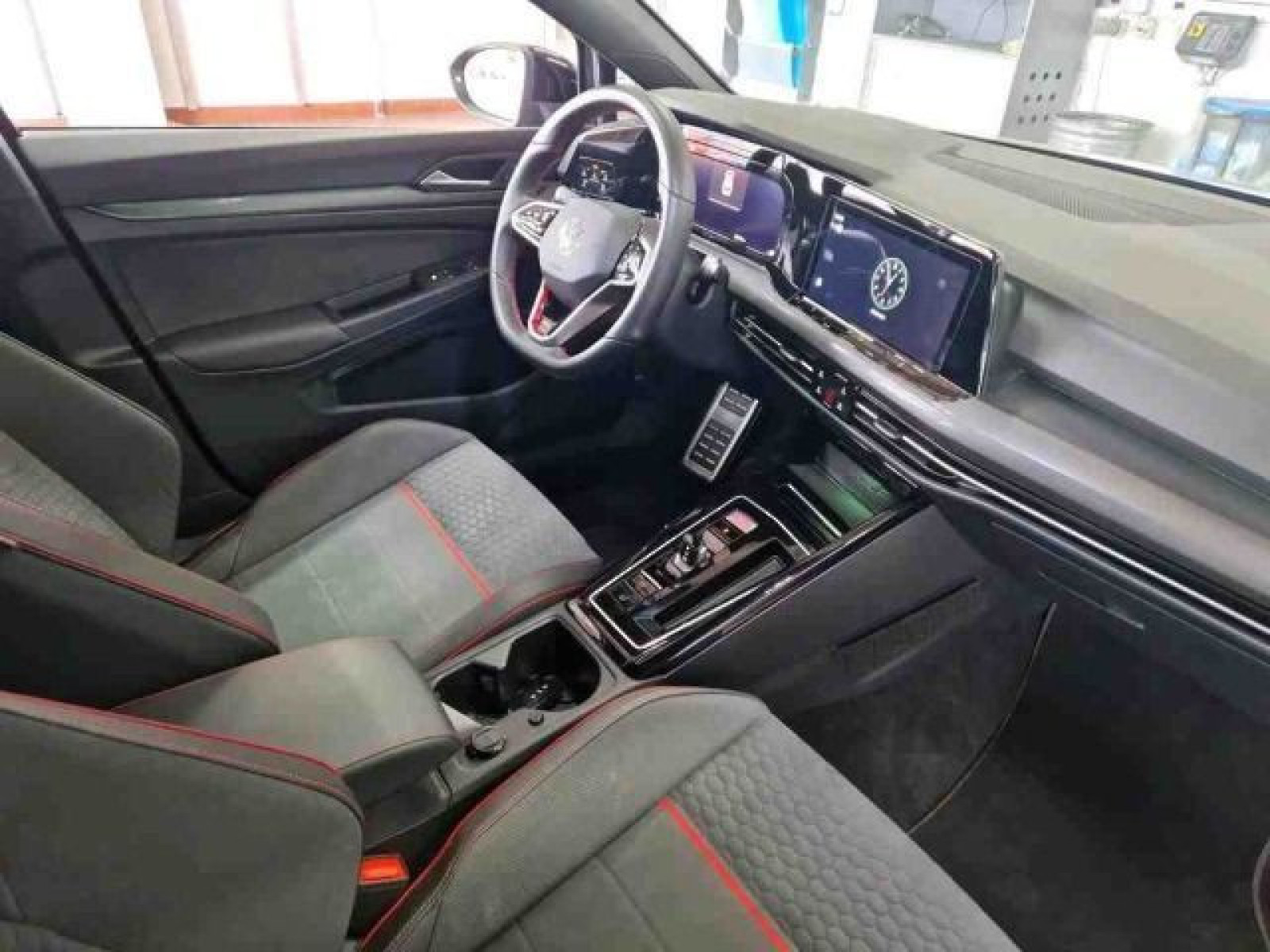 Volkswagen - Golf GTI_6