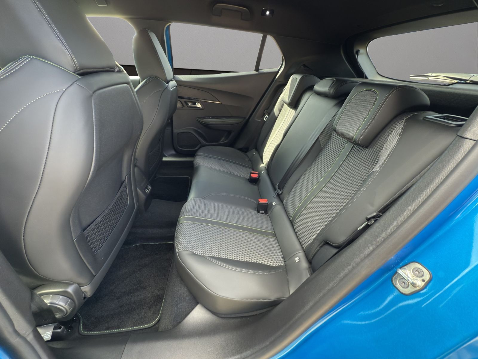 Peugeot - 2008_14