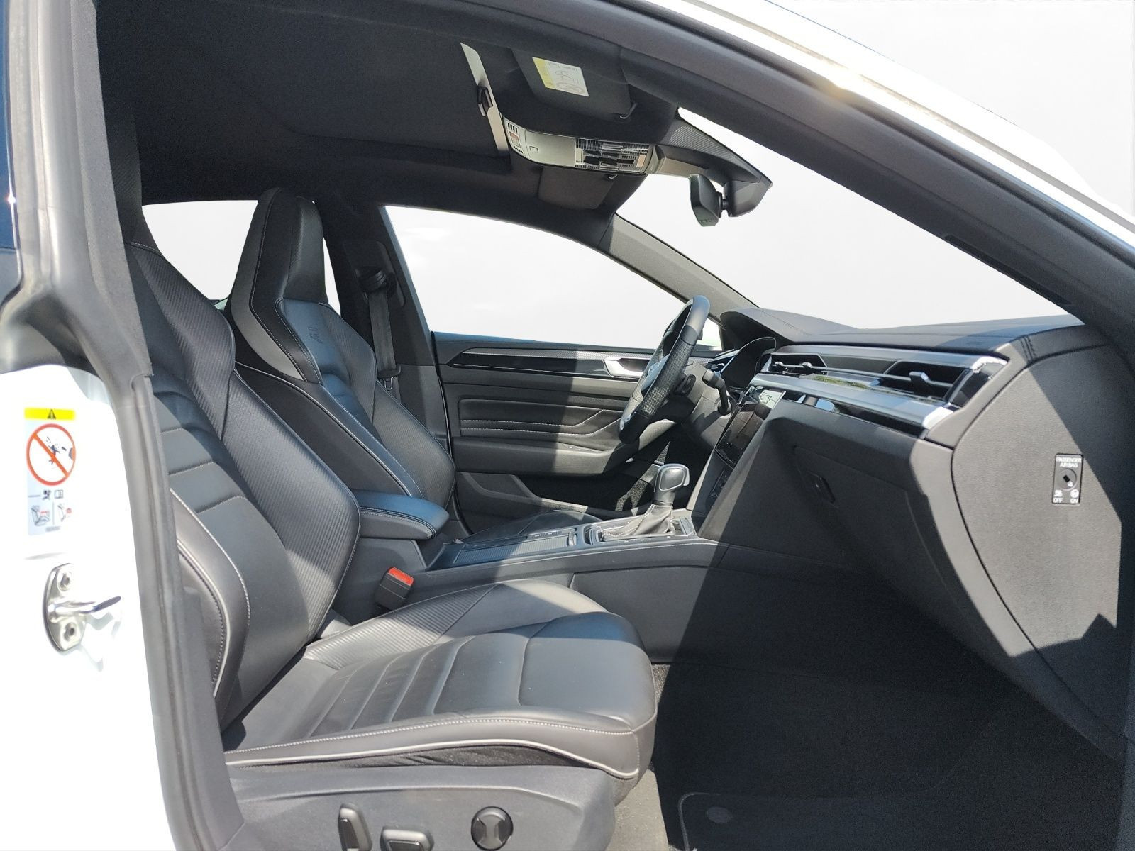 Volkswagen - Arteon_14