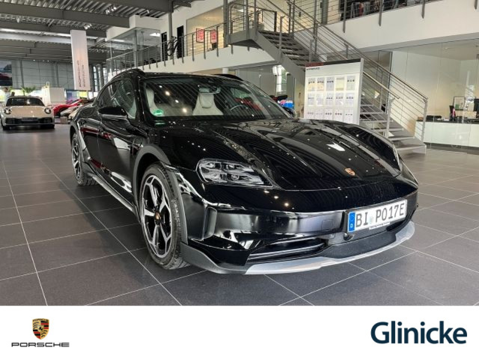 Porsche - Taycan_3