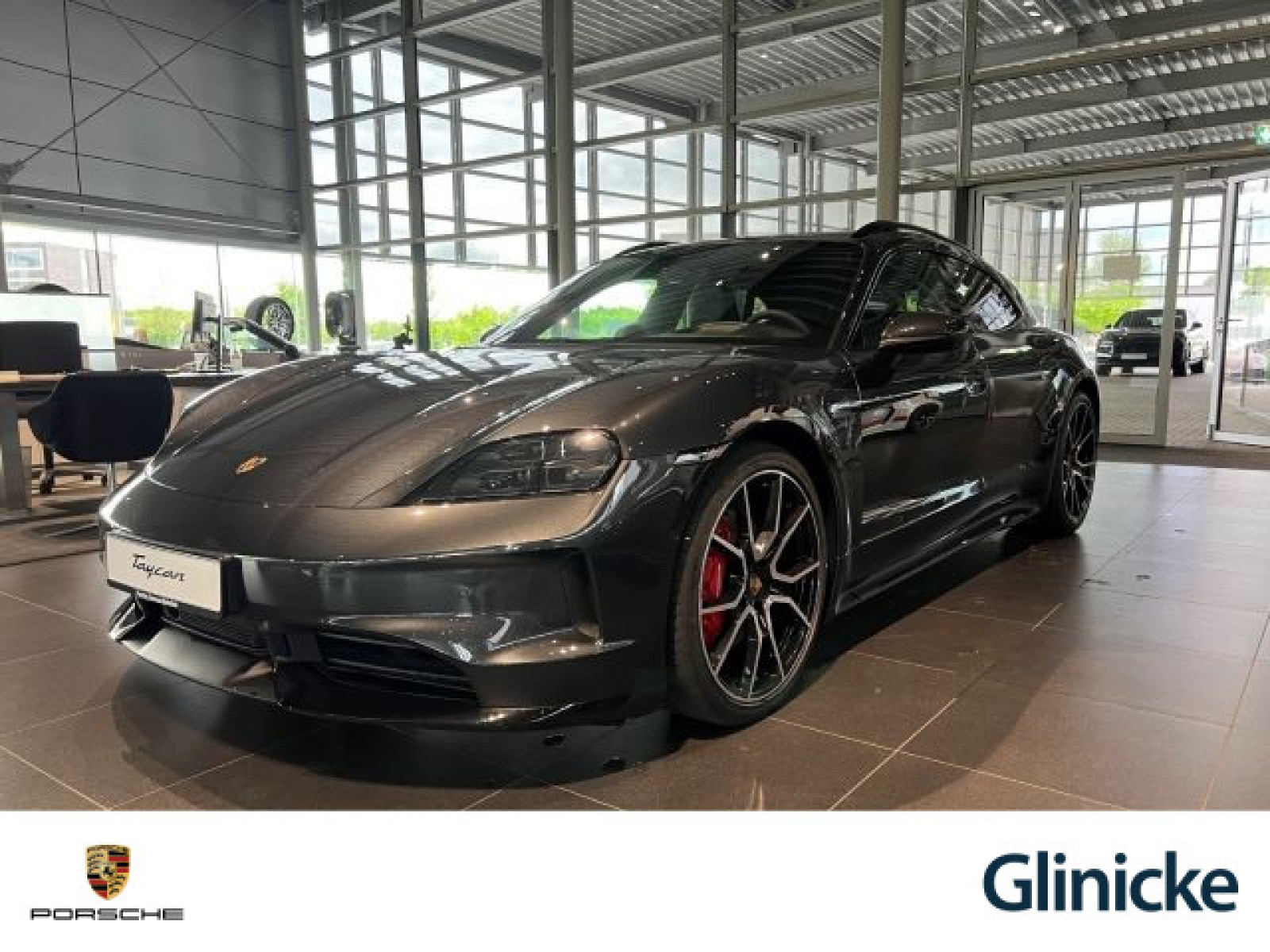 Porsche - Taycan_1