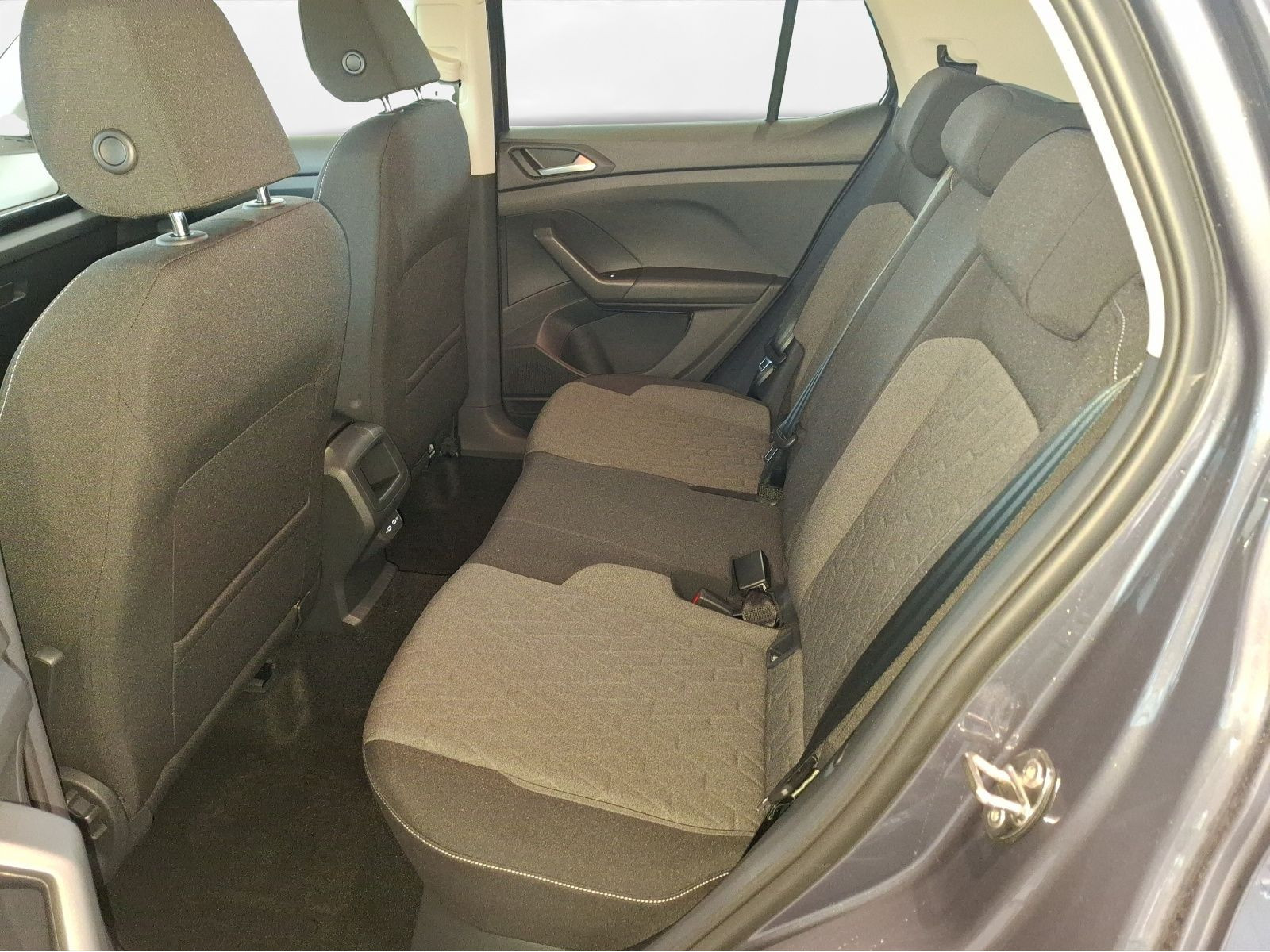 Volkswagen - T-Cross_5