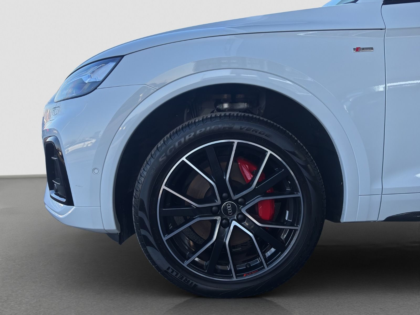 Audi - Q5_15