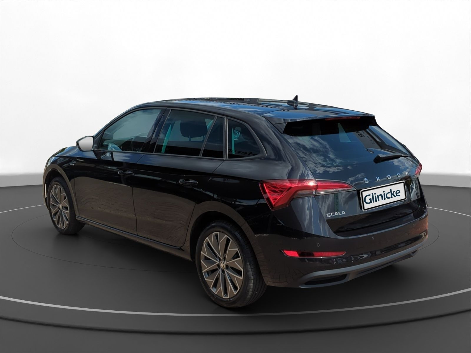 Škoda - Scala_8