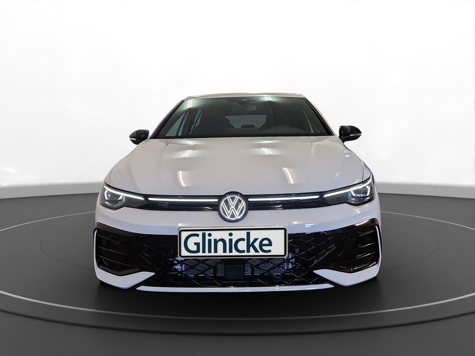 Volkswagen - Golf_5