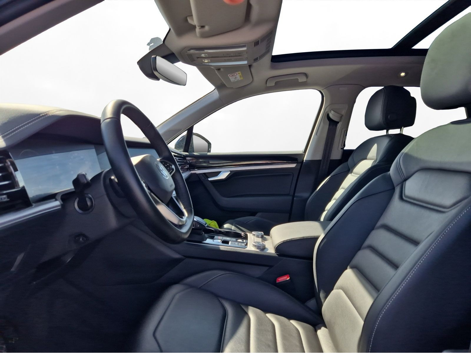 Volkswagen - Touareg_4