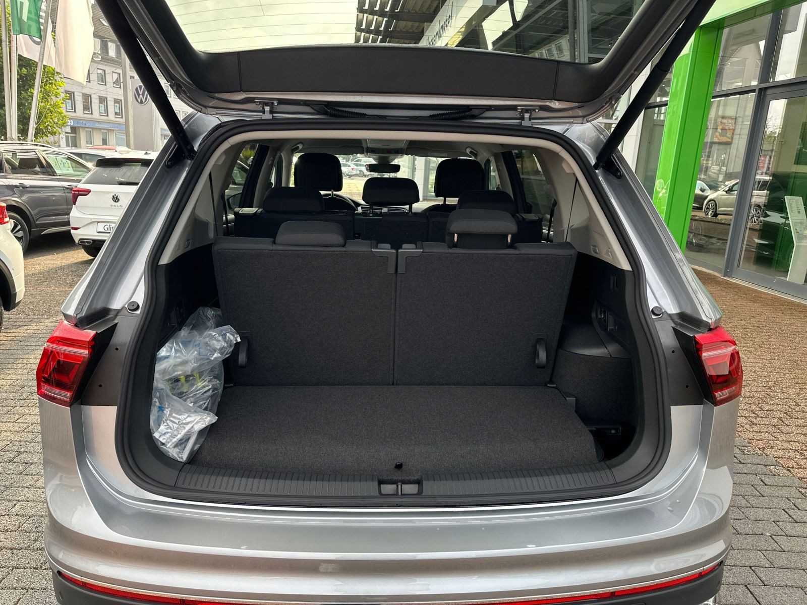 Volkswagen - Tiguan Allspace_14